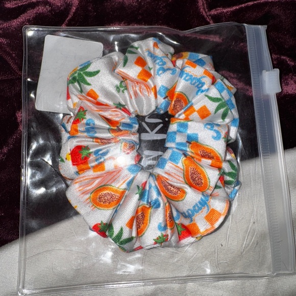 Kulani Kinis Suncatcher Bikini Set - Picture 4 of 4